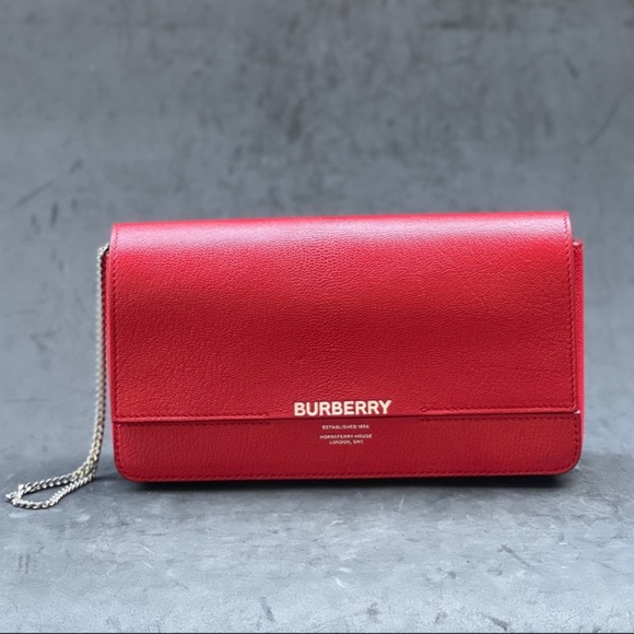BURBERRY Clutch red Leather Wristlet - Picture 2 of 7